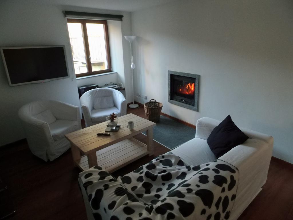 Appartement "Luigi Loft" Intragna TI Zimmer foto